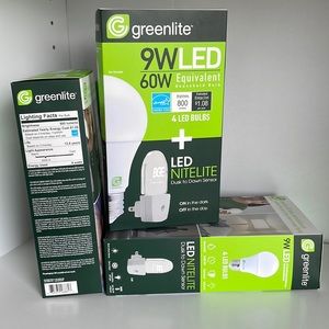 3 boxes of LED lightbulbs. 12 bulbs + 3 nightlights!